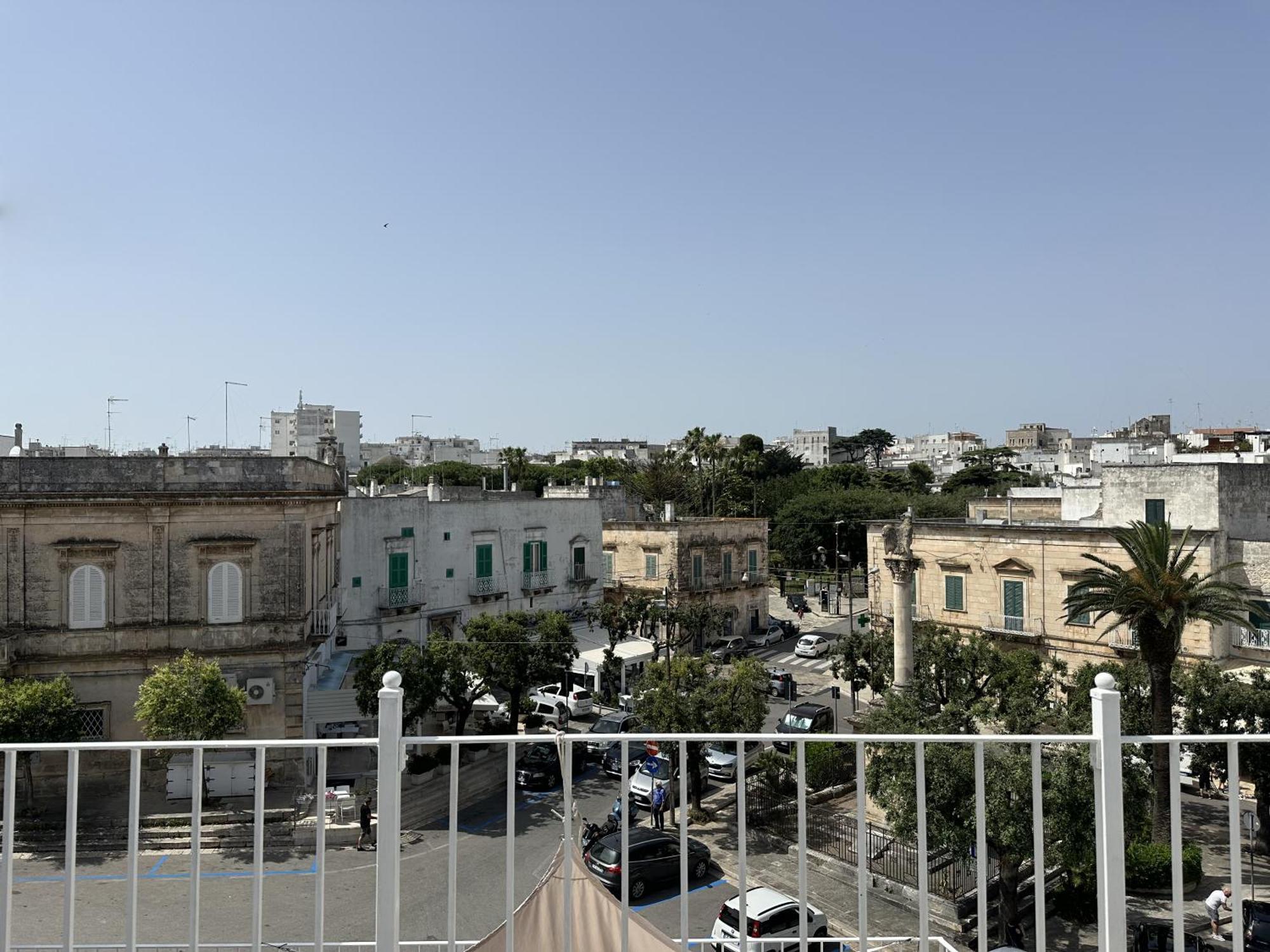 La Stanza Sul Tetto - Panorama&Relax - Ostuni Centro Villa Buitenkant foto