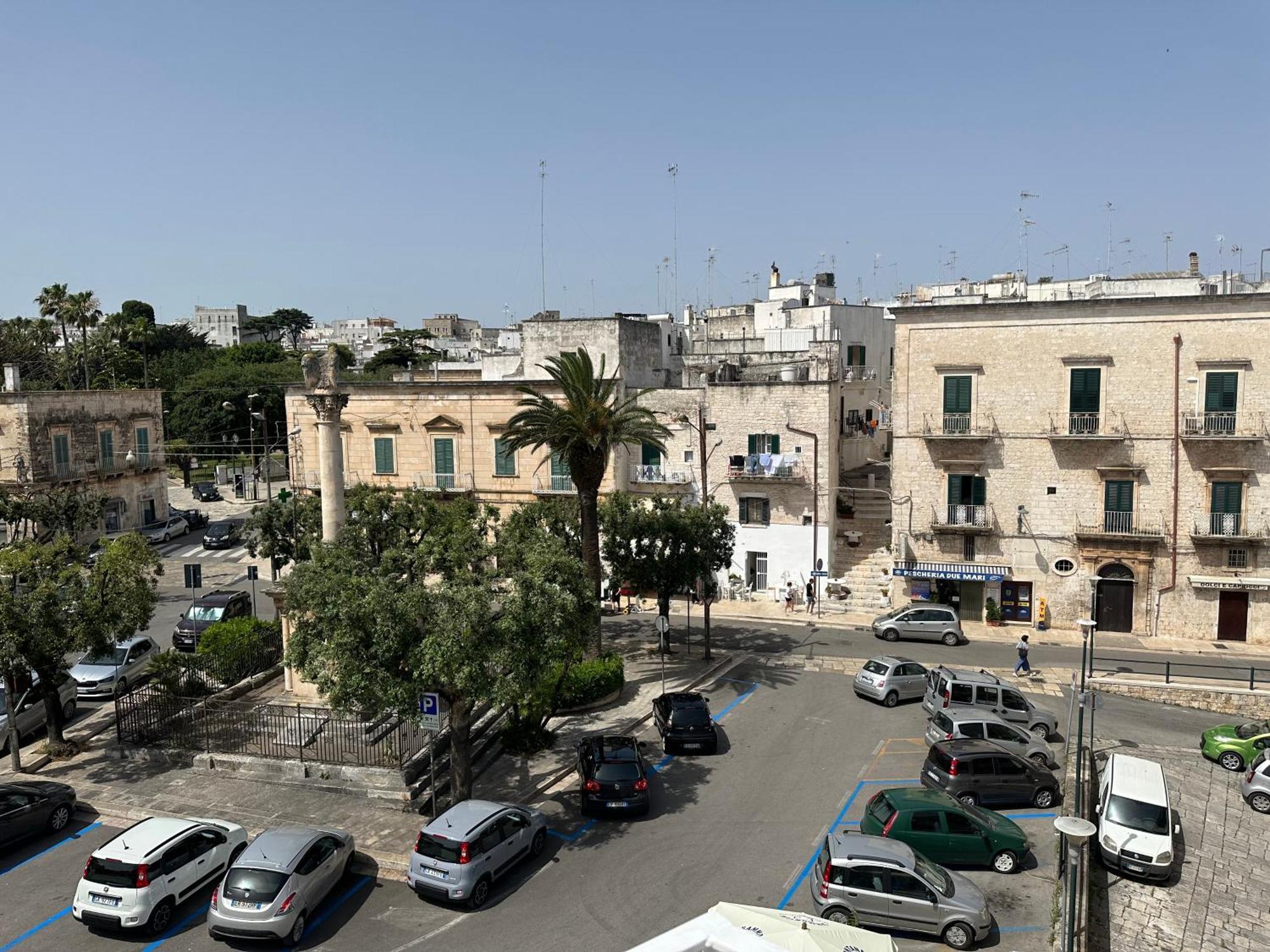 La Stanza Sul Tetto - Panorama&Relax - Ostuni Centro Villa Buitenkant foto